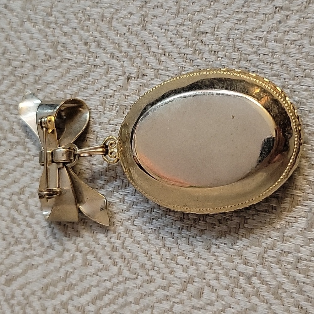VINTAGE CZECH Dragons Breath Opal Cabochon Brooch With Bow - Picture 7 of 7